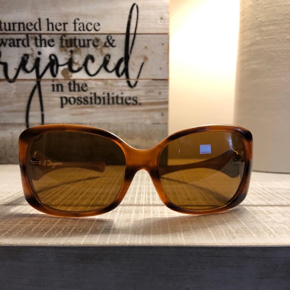 Women’s Oakley Sunglasses